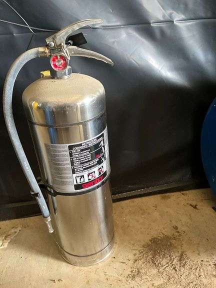 Ansul Sentry air powered extinguisher image