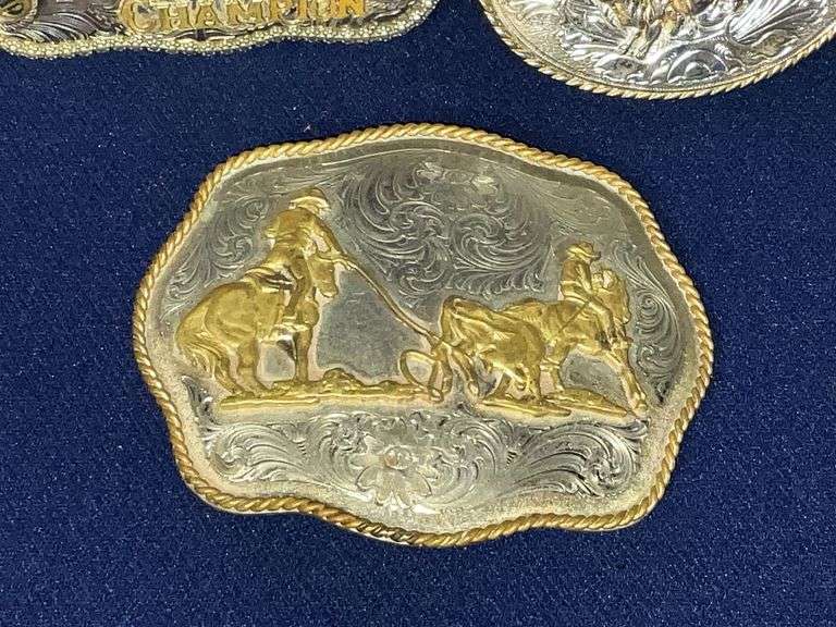 Men's belts with fancy buckles image