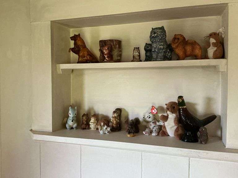 Ceramic figurines, Goebel and others image
