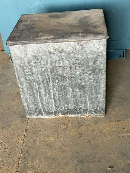 Central Dairy insulated milk box image