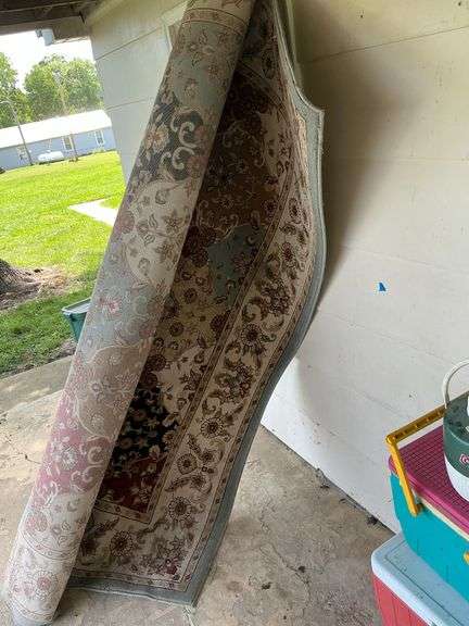 Area rug, 8' W image