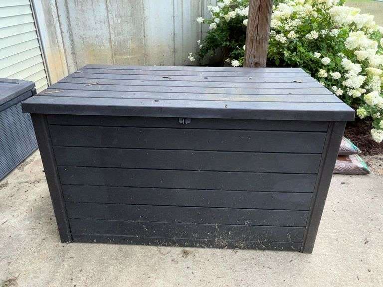 Keter deck box image