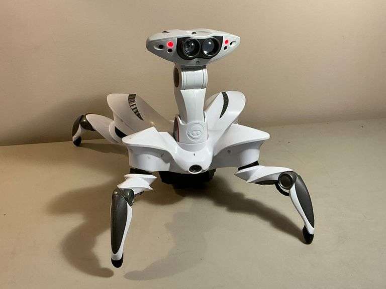 Remote control robot image