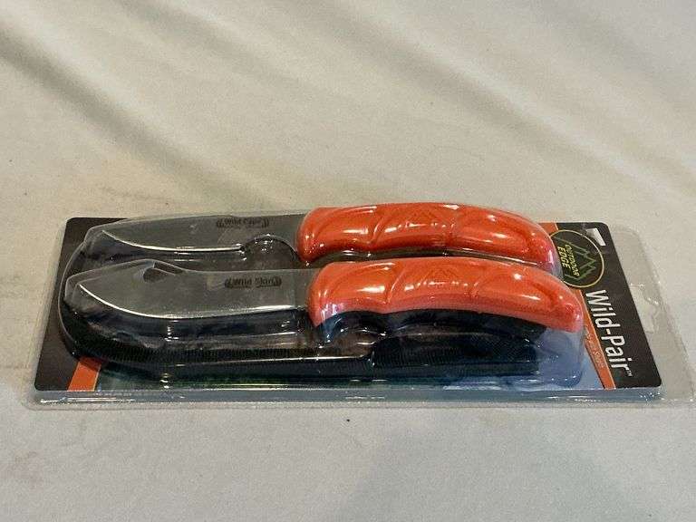 Outdoor Edge Wild-Pair skinner-caper combo with sheath image