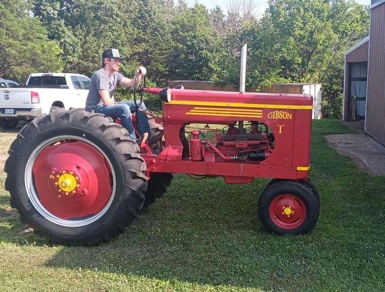 Gibson "I" Tractor image