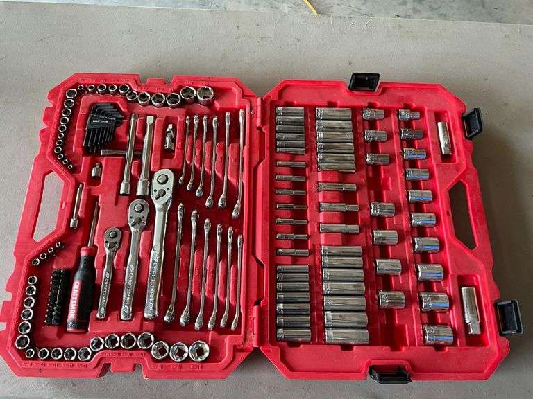 Craftsman 159 pc. Tool set in case image