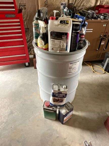 Automotive chemicals, paint supplies image