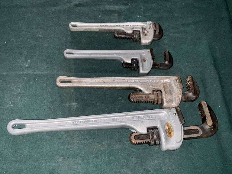 Ridgid pipe wrenches up to 18" aluminum image