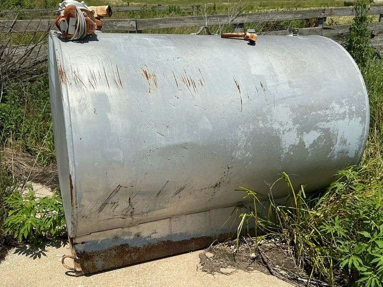 Fuel barrel, no fuel pump image