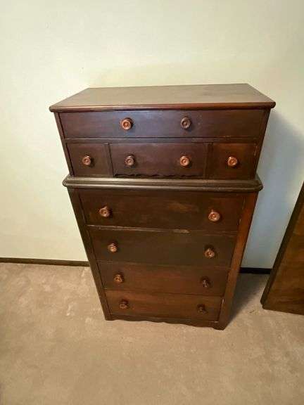 Antique six-drawer chest of drawers