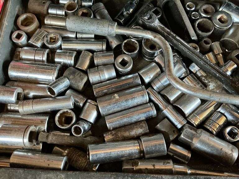 Assorted 1/4" & 3/8" sockets, ratchets image