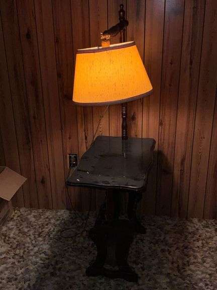 Floor lamp with table, pole needs to be tightened image