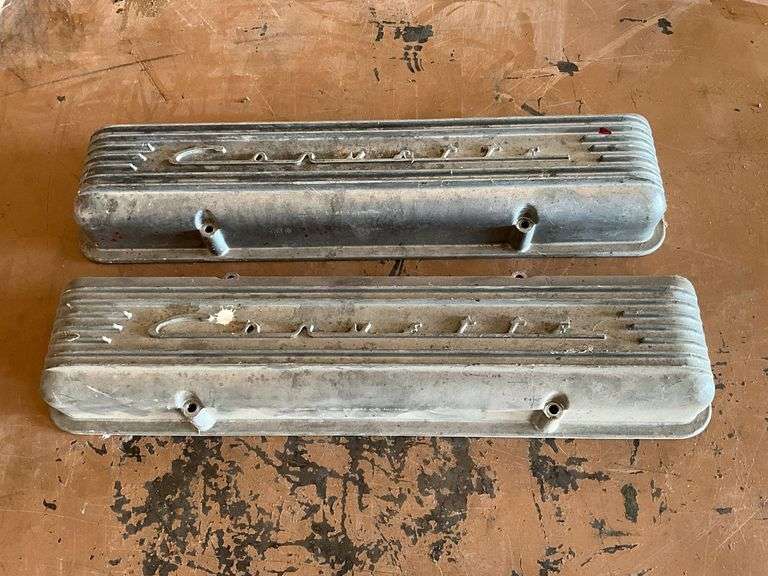 Pair of Corvette aluminum valve covers with staggered bolt pattern image