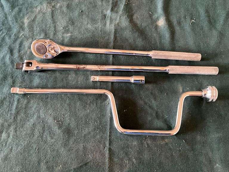 Proto 18" L breaker bar, 6" extension image