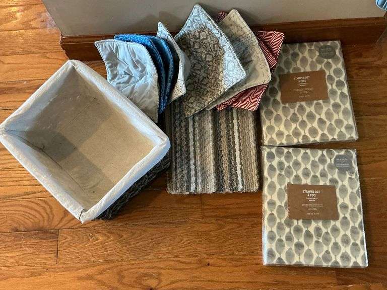 Pair of 48" x 96" hidden tab curtains NIB image