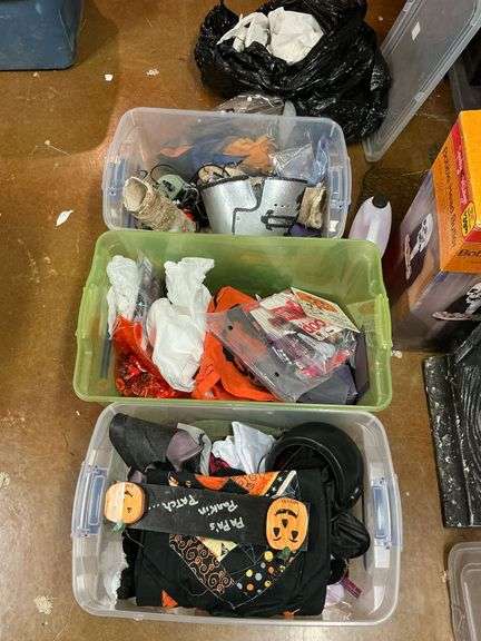 Halloween decorations image