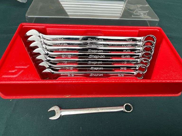 Snap-On wrenches 3/8"-3/4" image