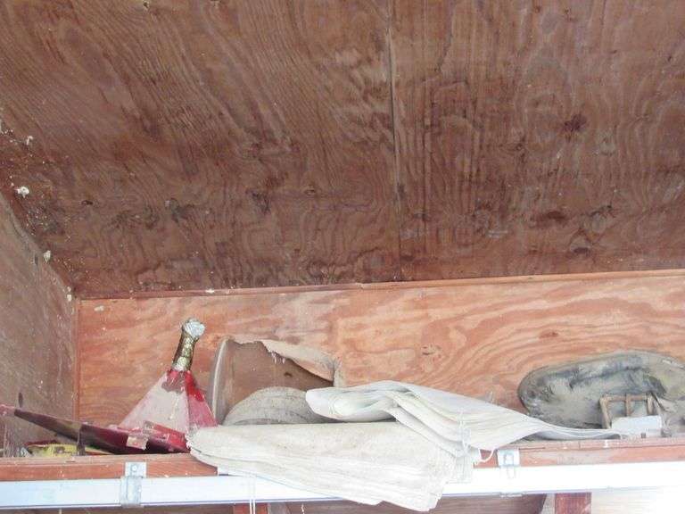 Top shelf contents image