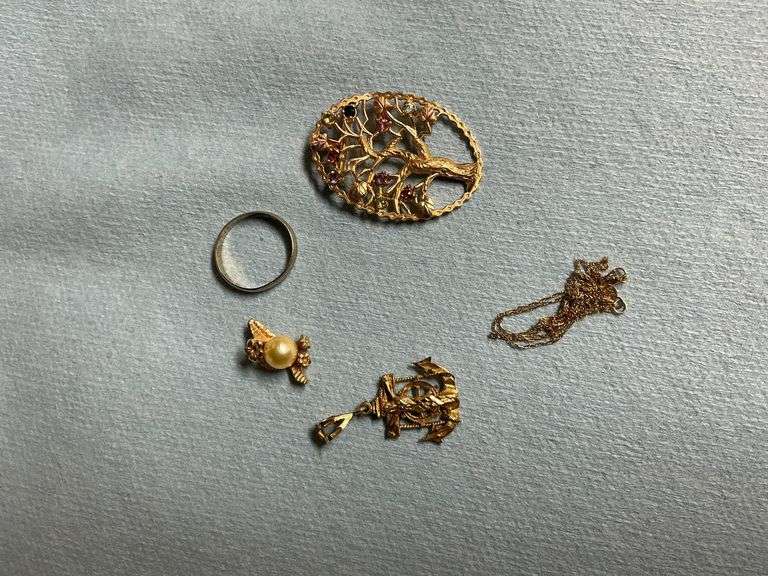 10K gold pendants and ring