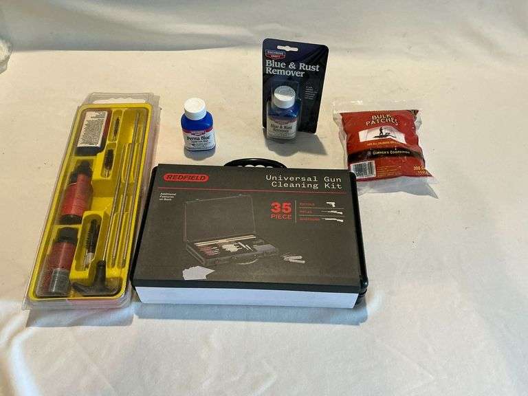 Gun cleaning supplies image