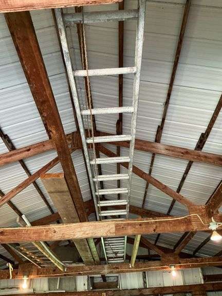 Aluminum extension ladder image
