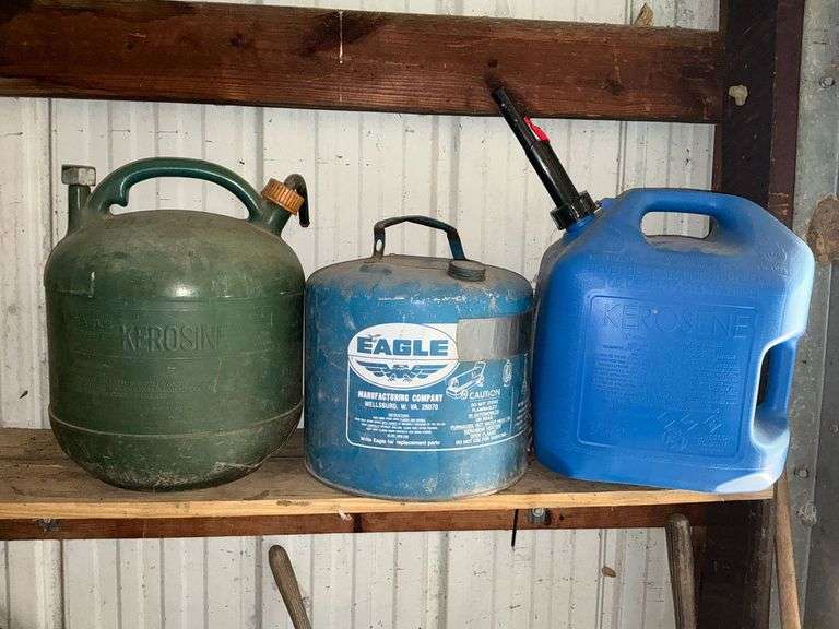 Kerosene cans up to 5-gallons image