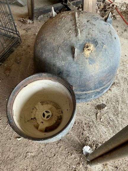 Cast iron kettles, 19" W image