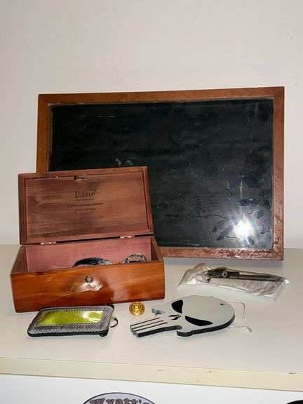 Lane miniature cedar chest, shadow box image