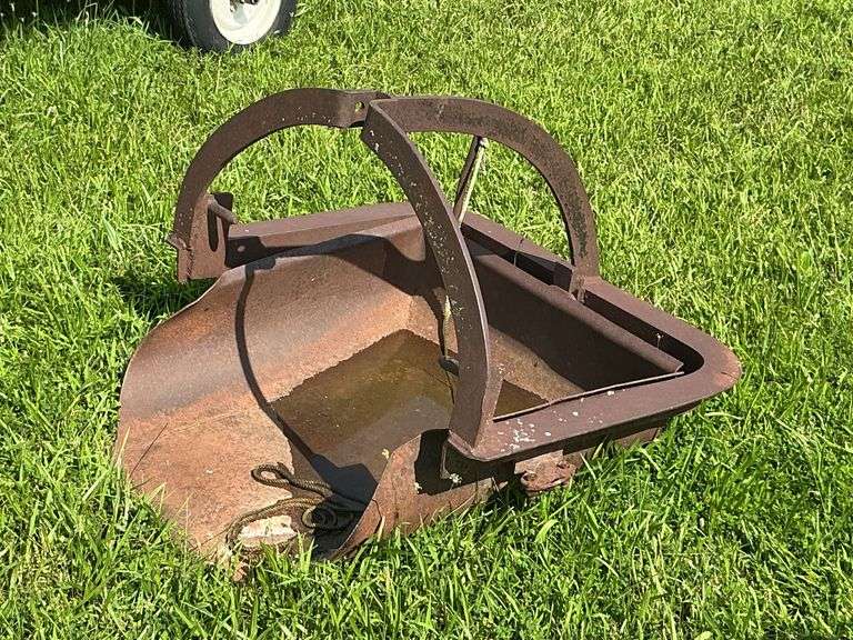 3-point hitch dirt slip image