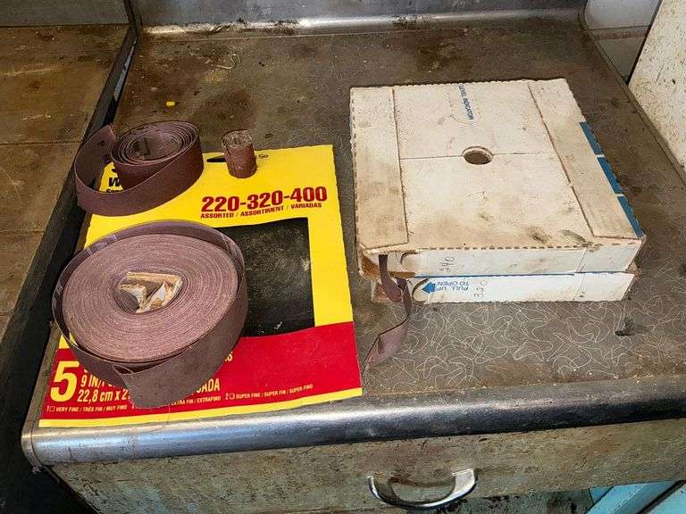 Assortment of emery paper, wet dry sand paper image