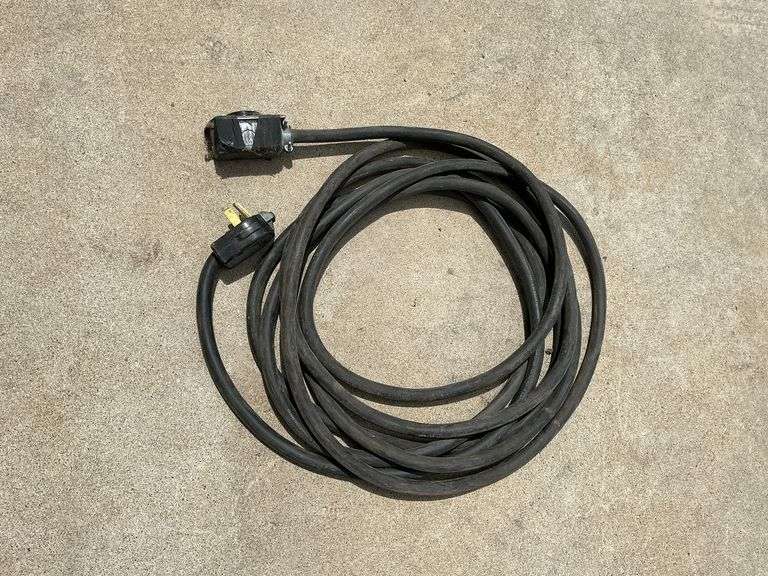 Extension cord10 gauge image