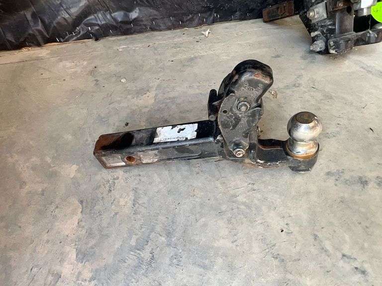 Combination pintle hitch image