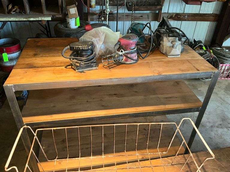 Palm sanders, Makita, Skil, etc. image