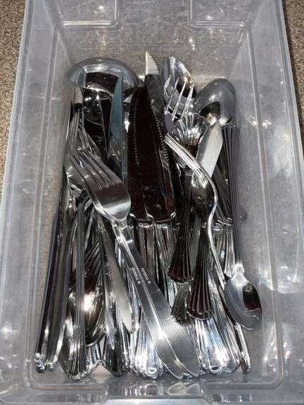 Oneida and Reed & Barton flatware image