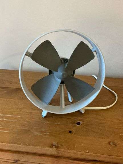 Soleus air 8" table fan image