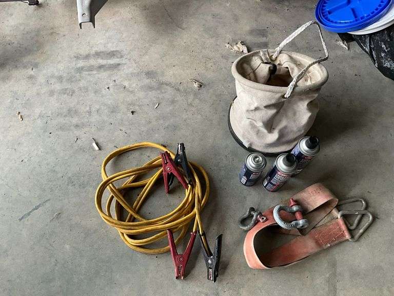 Jumper cables 15', automotive chemicals image