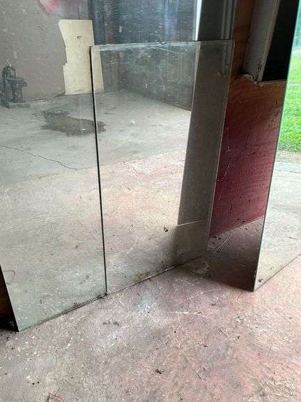 Mirrors up to 19 1/2" x 33"