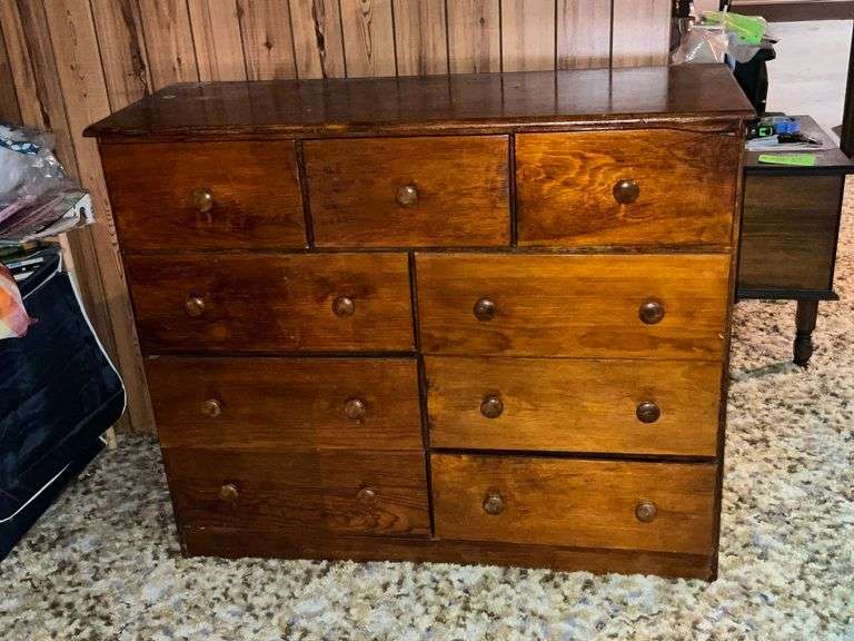 Nine-drawer chest of drawers image