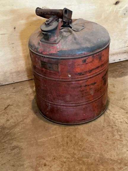 Just Rite 5-gallon gas can. image