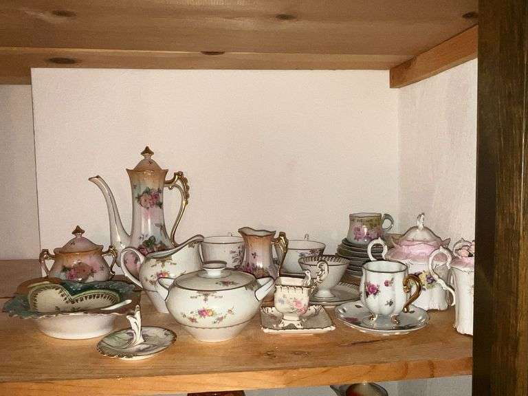 Assorted hand painted china pieces
