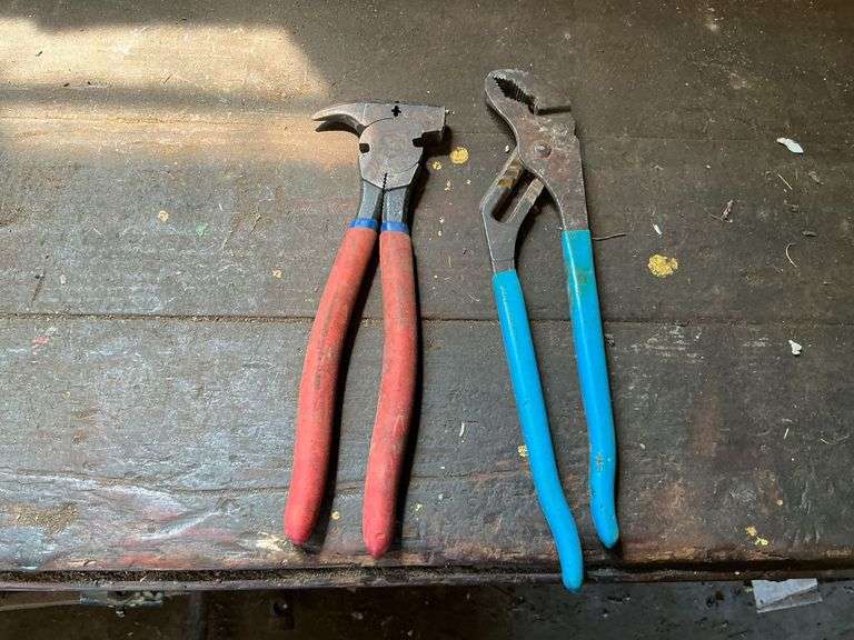 12" Channel locks, fencing pliers image