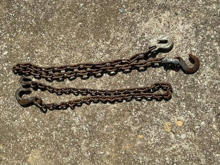 Pair of 4' chains, hooks on both ends image