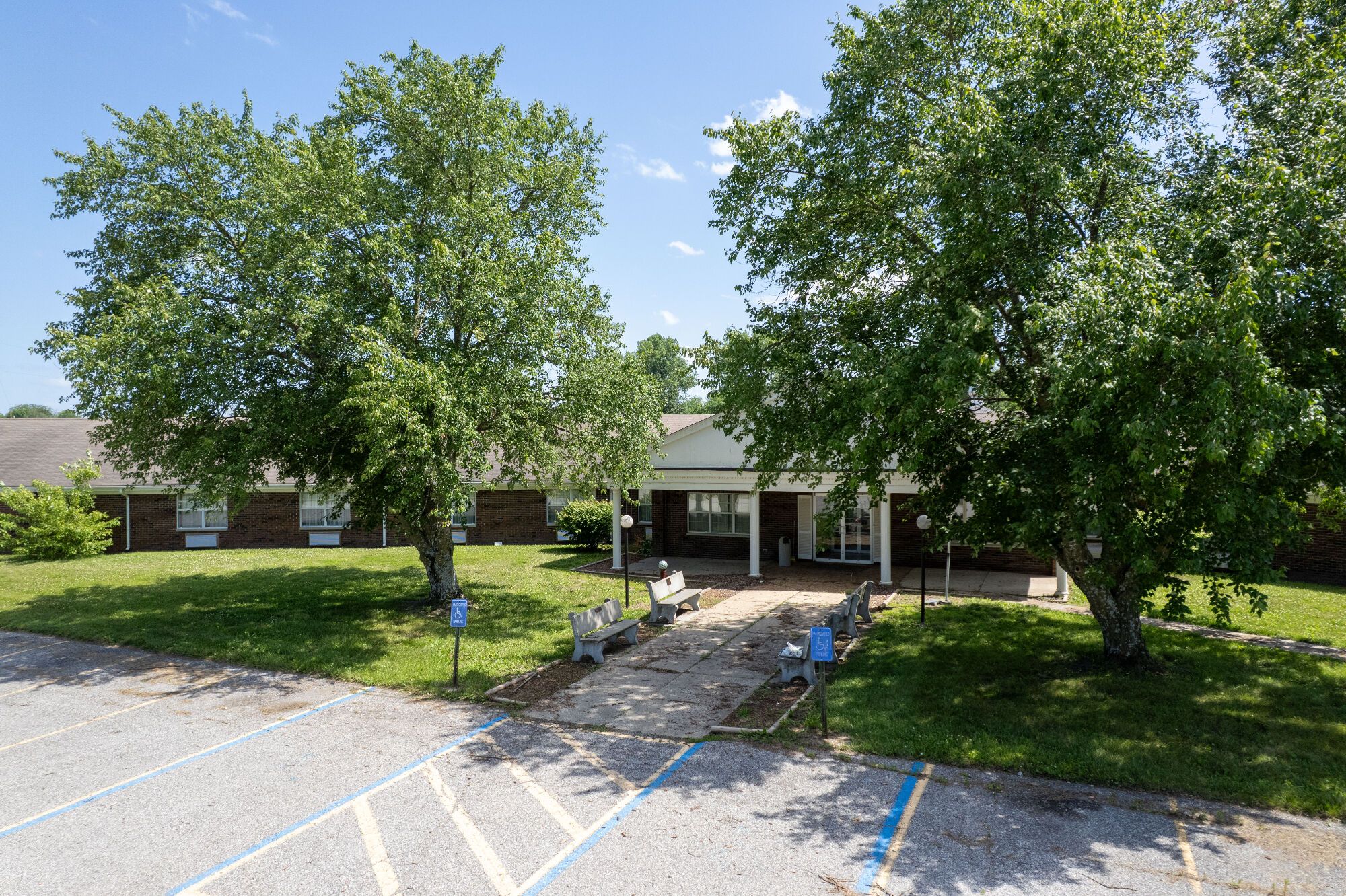 Lot image 79