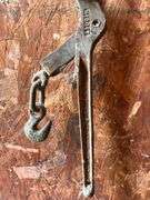 (2) 1/4" chain boomers