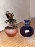 Pair of perfume bottles, hummingbird and Boda (no stopper)