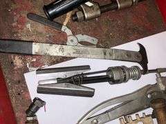 Craftsman valve spring compressor, piston ring compressor