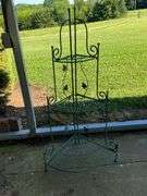 Metal folding corner shelf