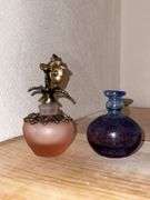 Pair of perfume bottles, hummingbird and Boda (no stopper)