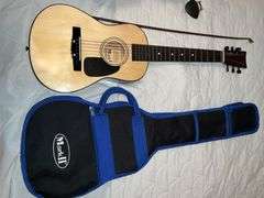 Mark II student guitar Model M2G-30HP in case