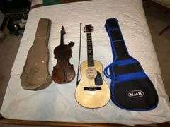 Mark II student guitar Model M2G-30HP in case
